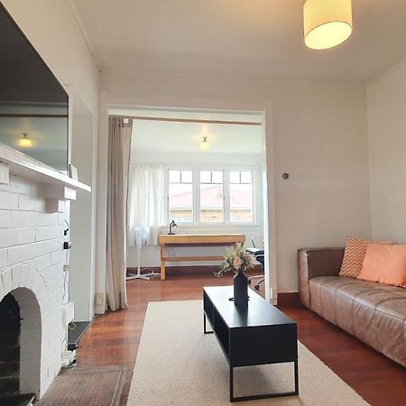 Villa Bright And Modern Oasis In Kingsland Auckland Esterno foto