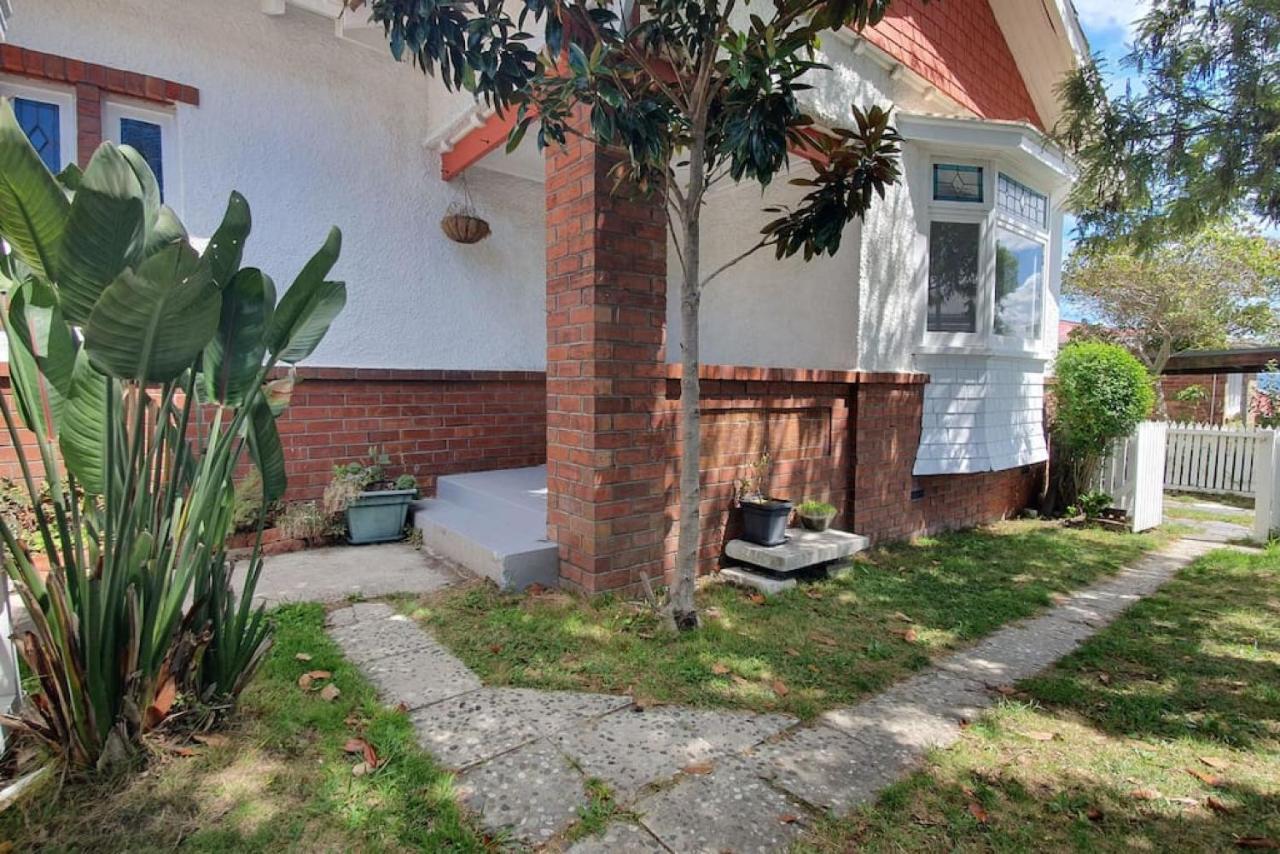 Villa Bright And Modern Oasis In Kingsland Auckland Esterno foto
