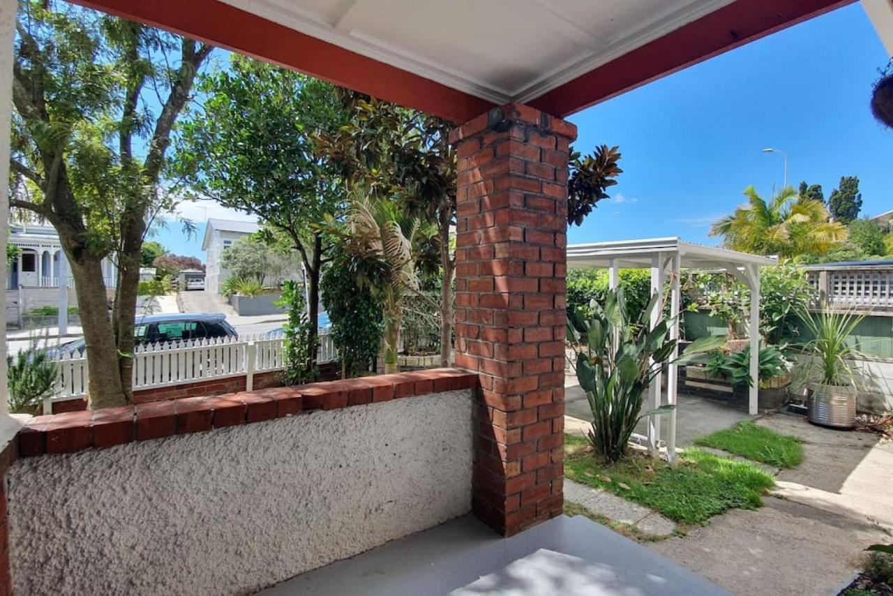 Villa Bright And Modern Oasis In Kingsland Auckland Esterno foto