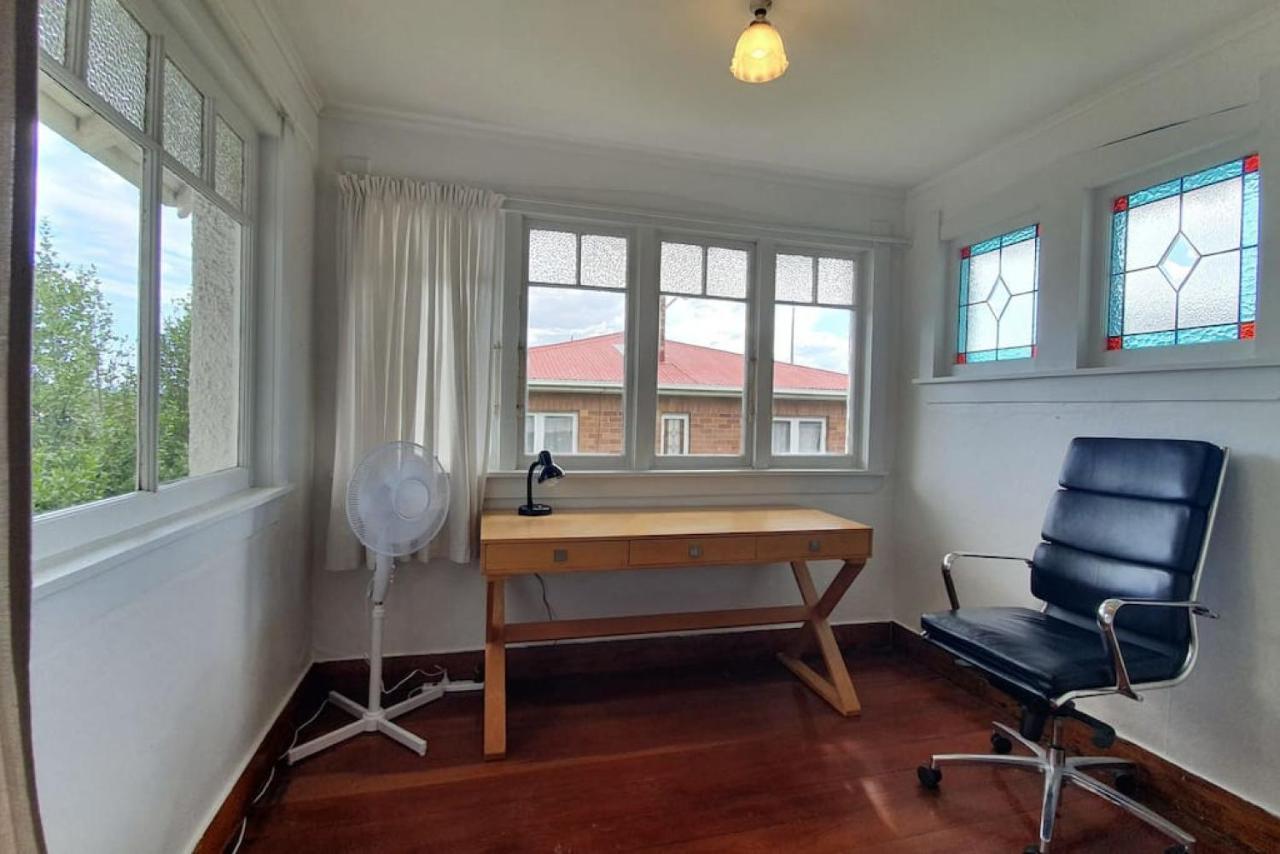 Villa Bright And Modern Oasis In Kingsland Auckland Esterno foto