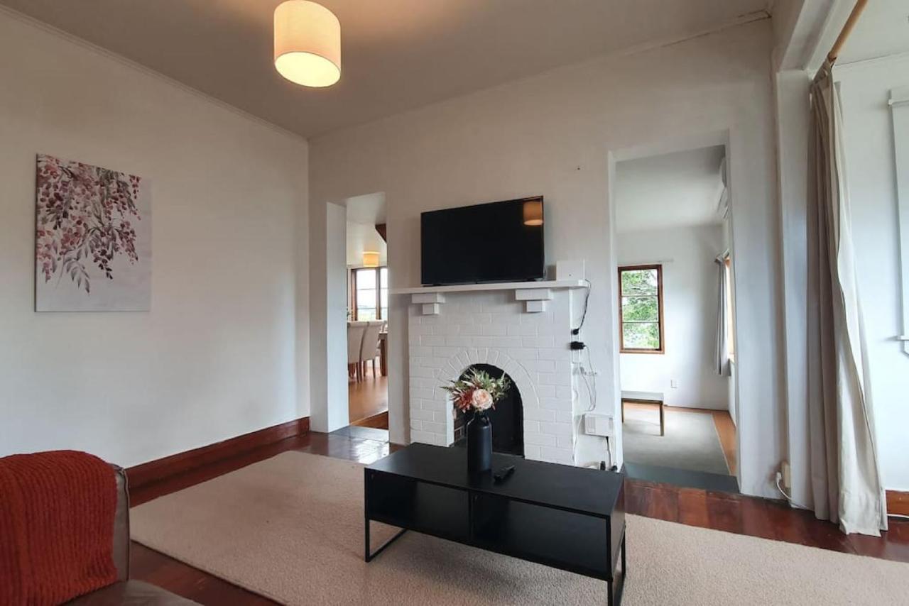 Villa Bright And Modern Oasis In Kingsland Auckland Esterno foto
