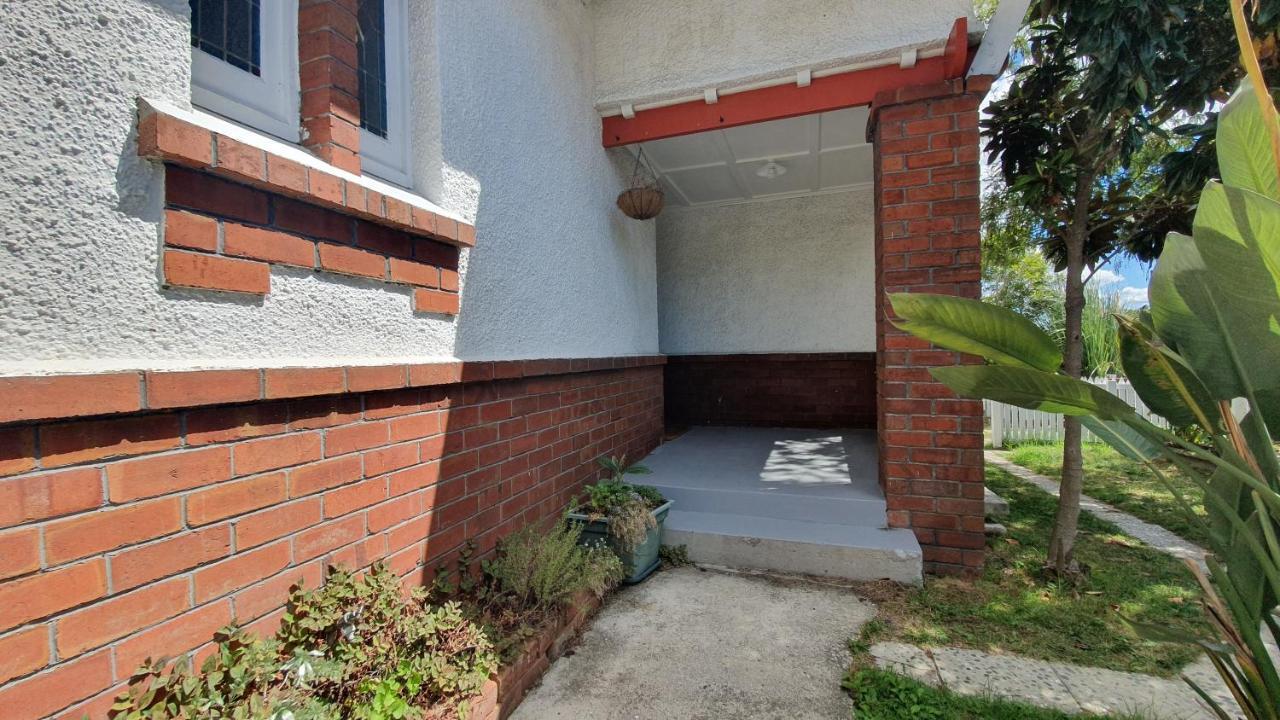 Villa Bright And Modern Oasis In Kingsland Auckland Esterno foto